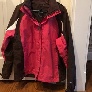 BRAND NEW CONDITION women’s north face ski jacket