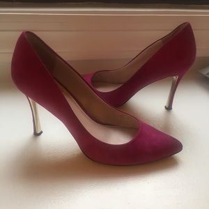 Vince Camuto Fuchsia Suede Heels, Size 8
