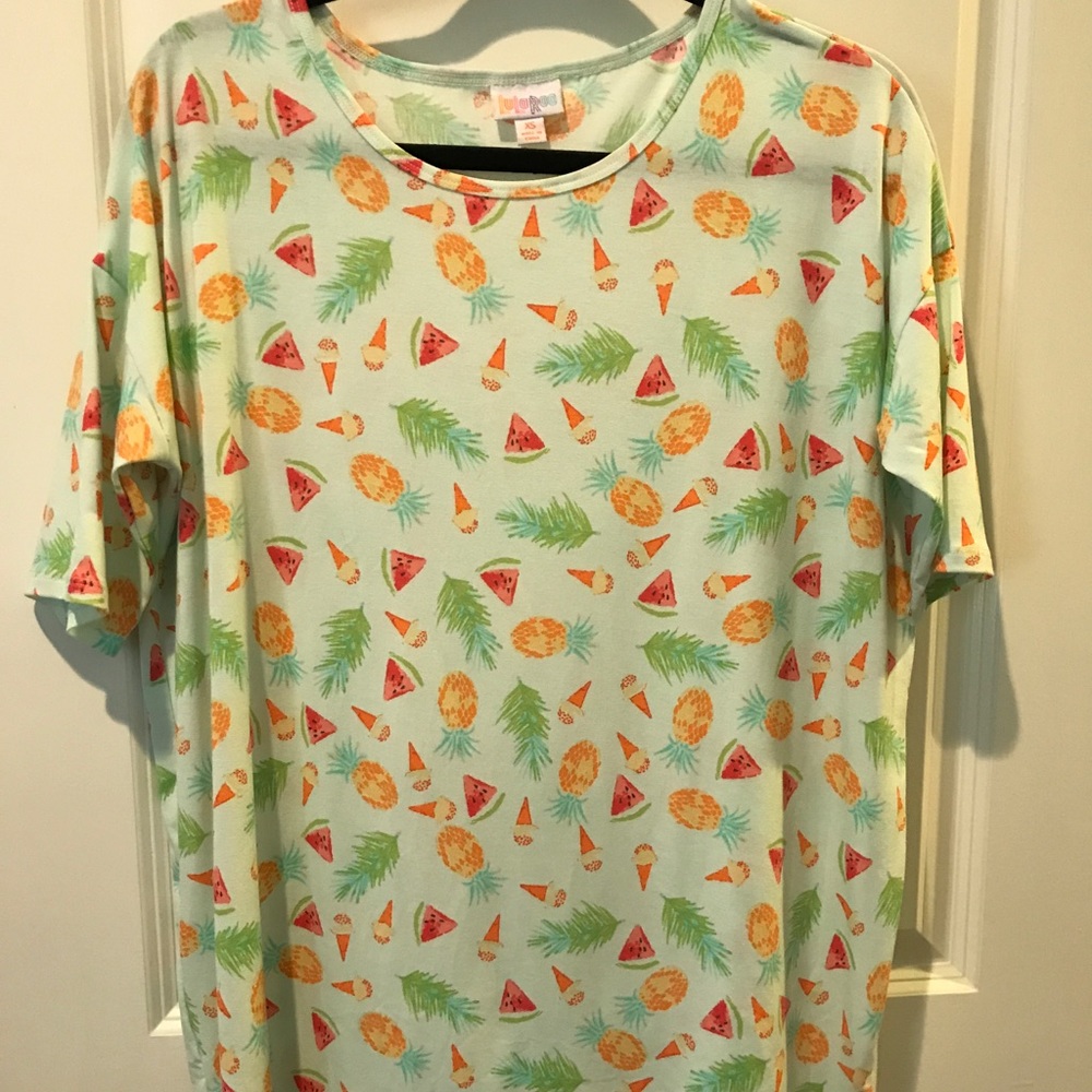 EUC. Lularoe IRMA tee pineapple and fruit print XS