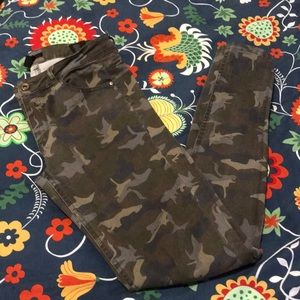 Camo Jeans