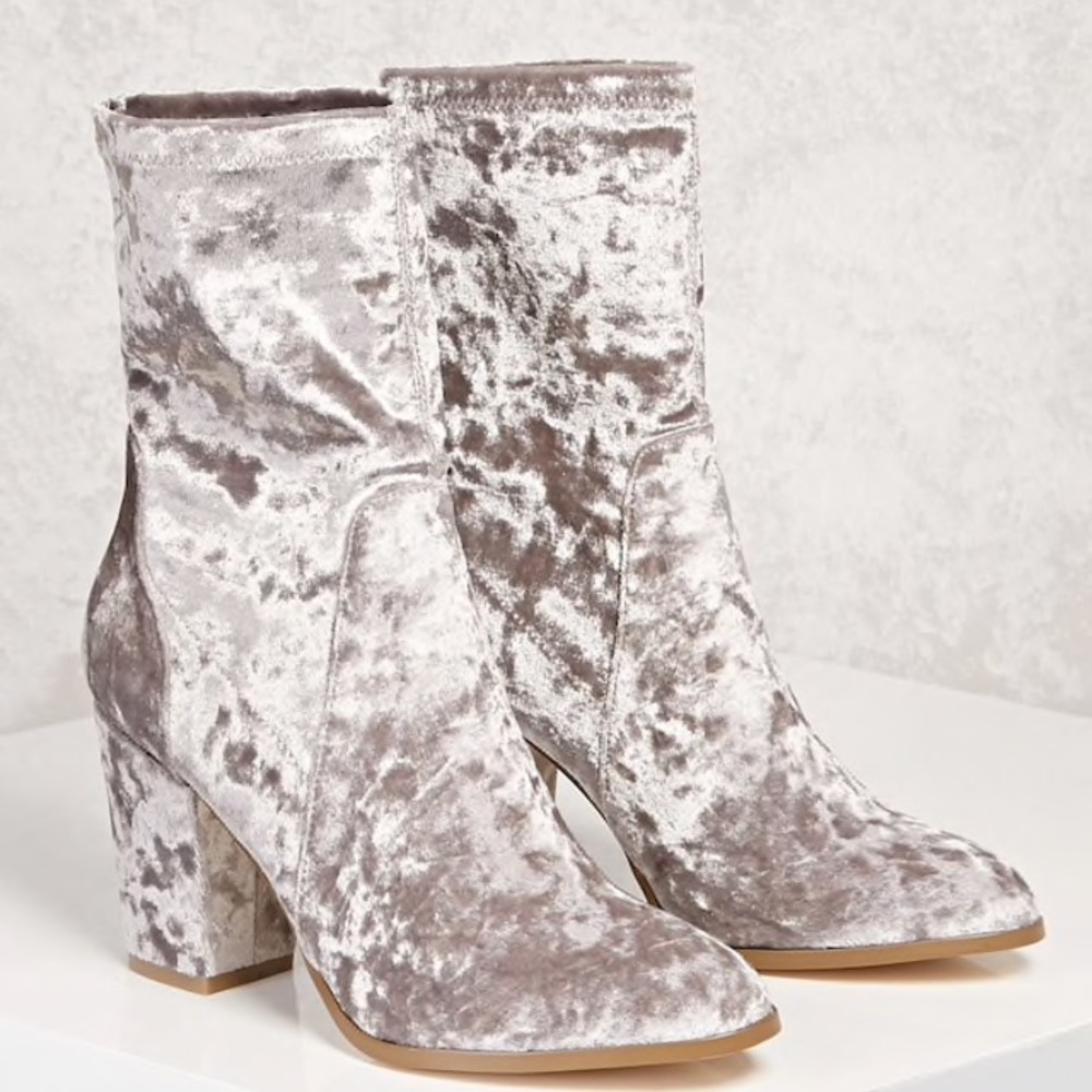 Crushed Velevet SOLD❗️