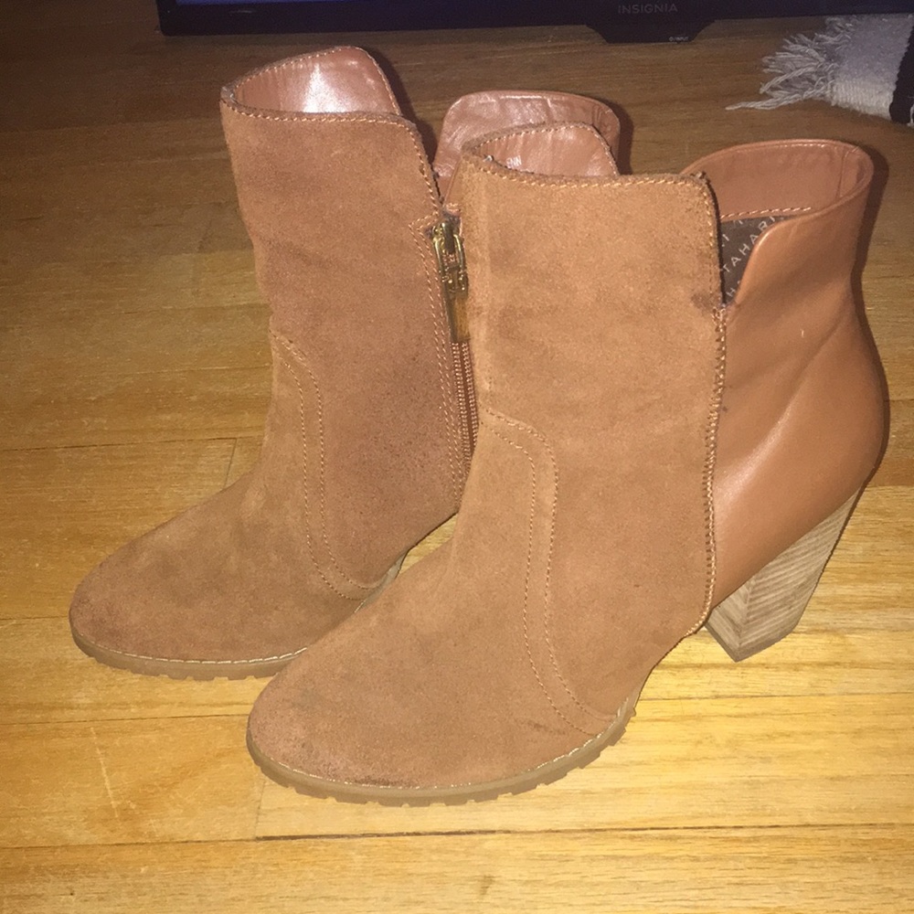 Heeled suede booties