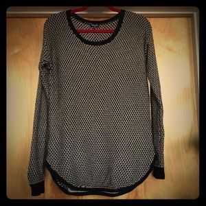 Splendid black and beige waffle knit sweater L
