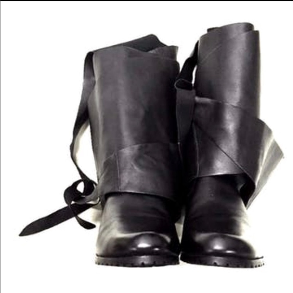 Donald J Pliner styled by Lisa 7.5