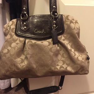 💯 Authentic Coach Satchel