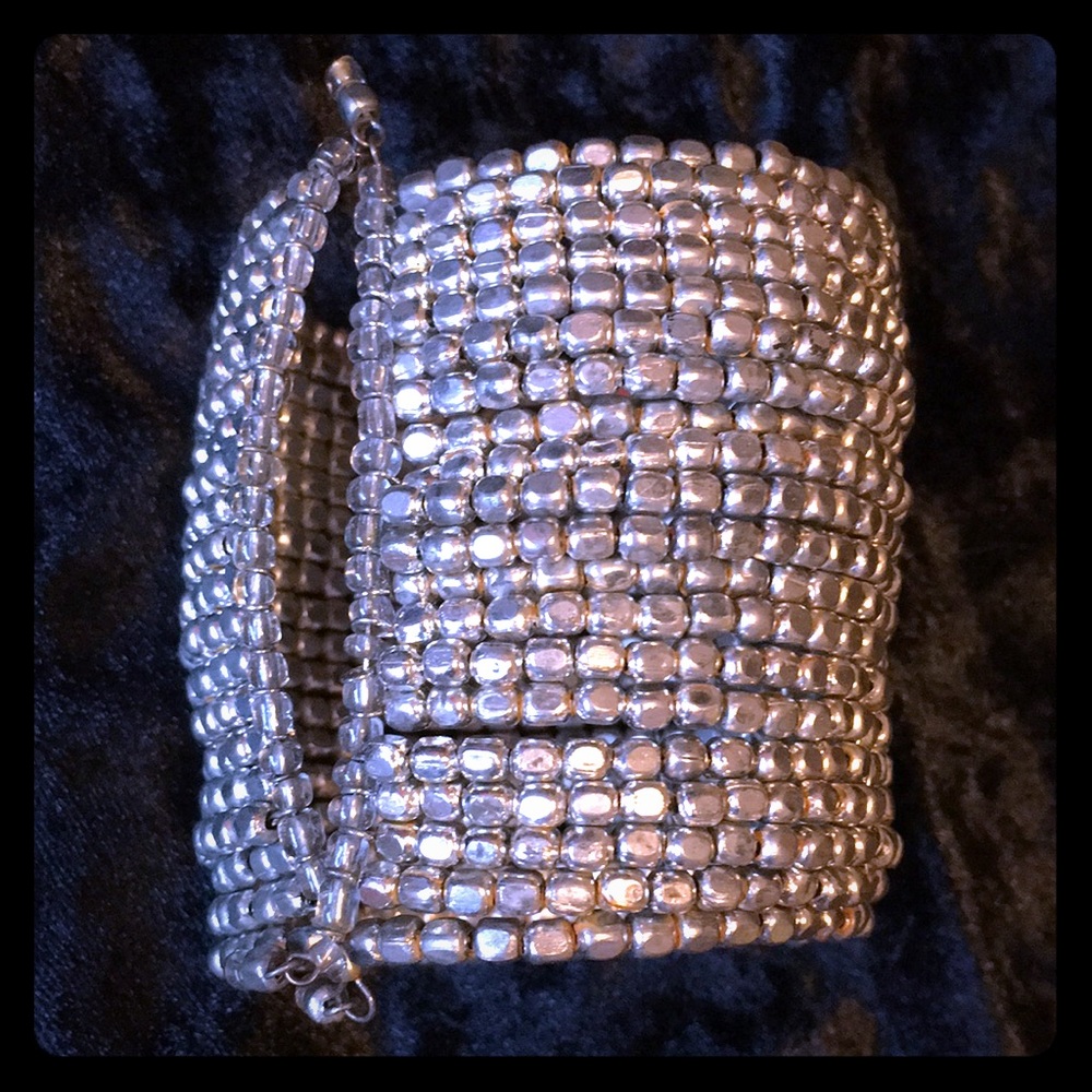 Wire beaded cuff