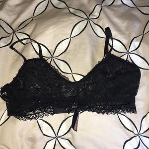 VS black bralette