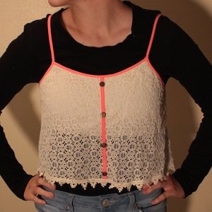 Lace crop top in Women's