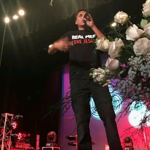 Meet your Posher, Jesus