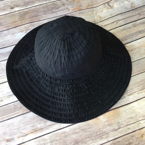 Black Ruffle Sun Hate - Picture 4 of 4