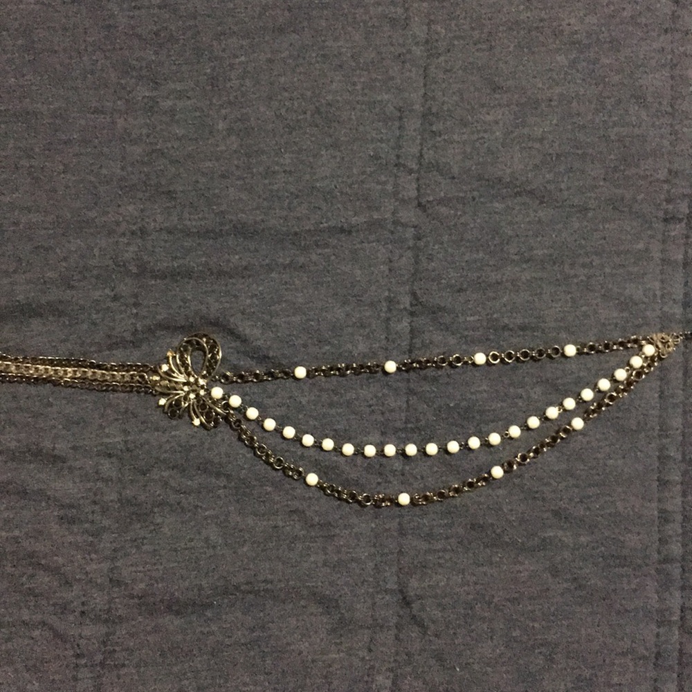 Beautiful necklace!