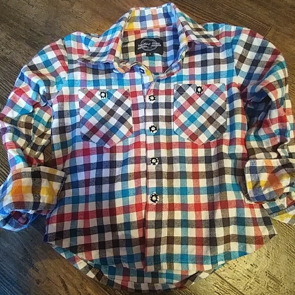 Sold Flannel button ups - Picture 2 of 3