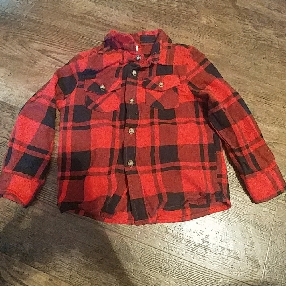 Sold Flannel button ups - Picture 3 of 3