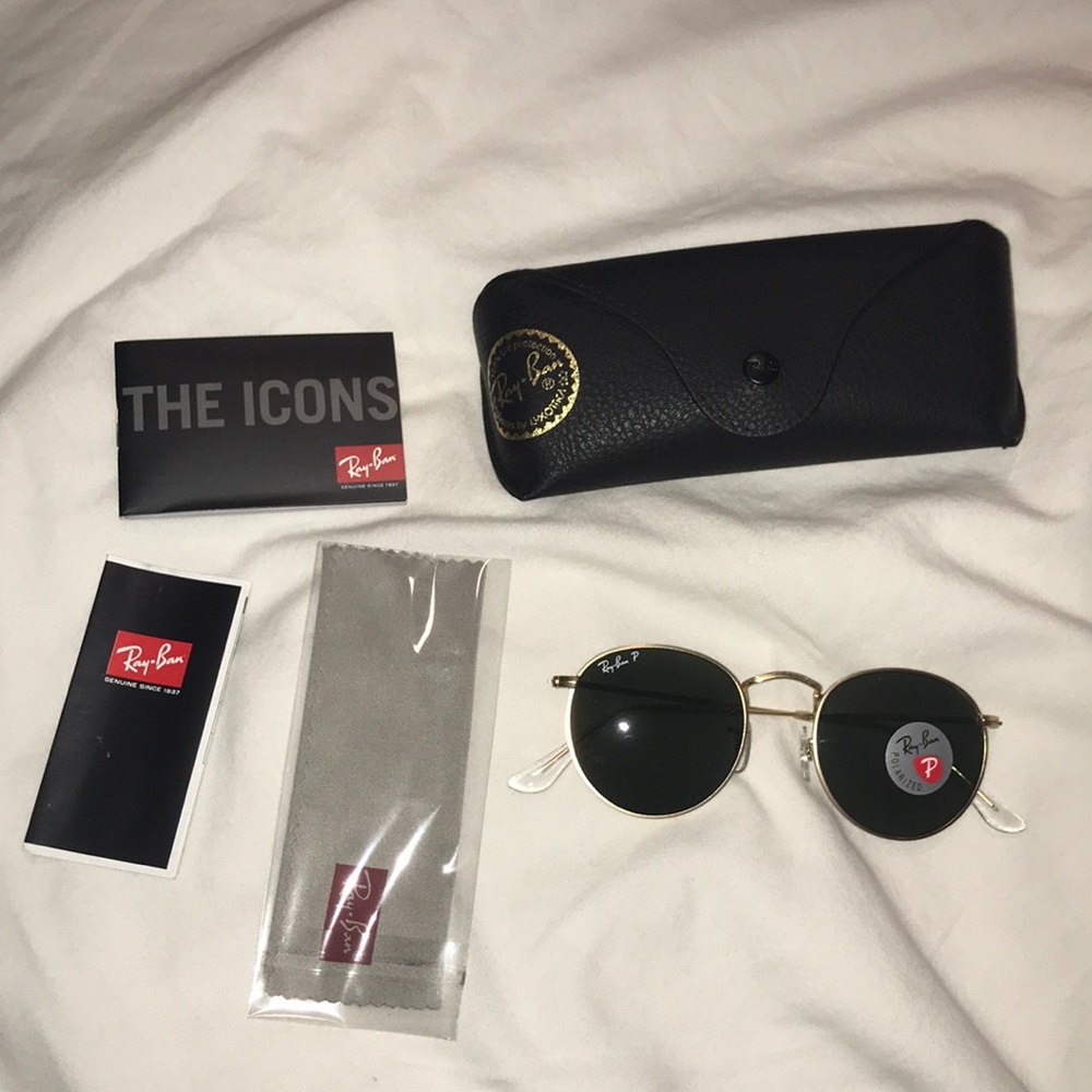 NEW Polarized round ray bans