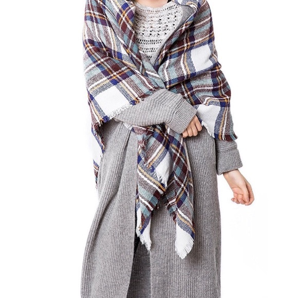 Ultra Plush Multicolor Plaid Blanket Scarf - Picture 5 of 6