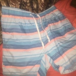 Old navy men's bathing suit