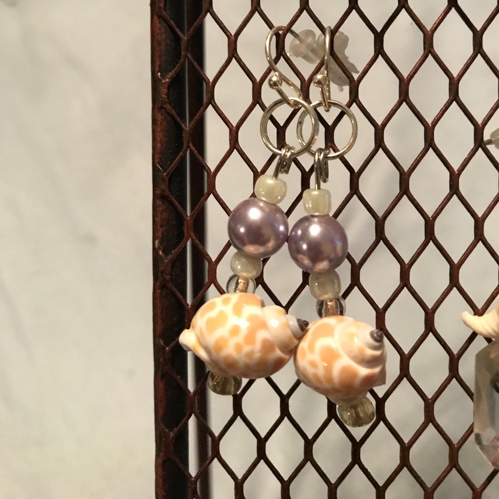 Spotted Shell Earrings