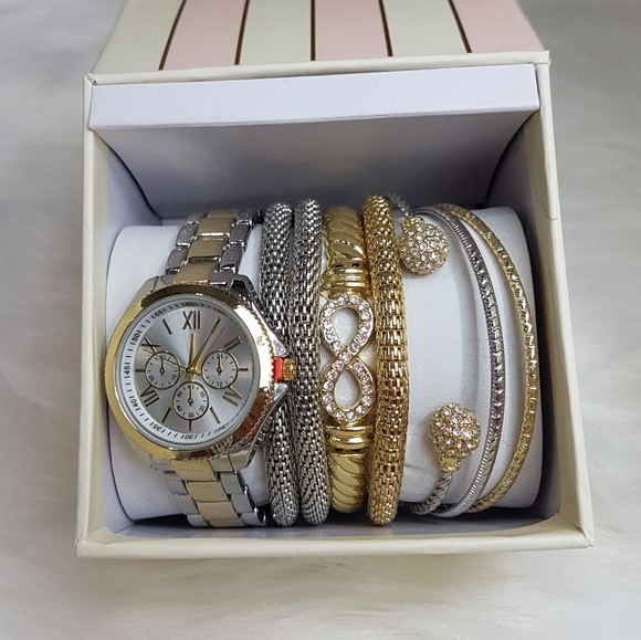 ❄NWT Two Tone Watch with Bangles Set - Picture 2 of 2