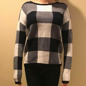 🎉Bundle All 4 Sweaters For $25🎉