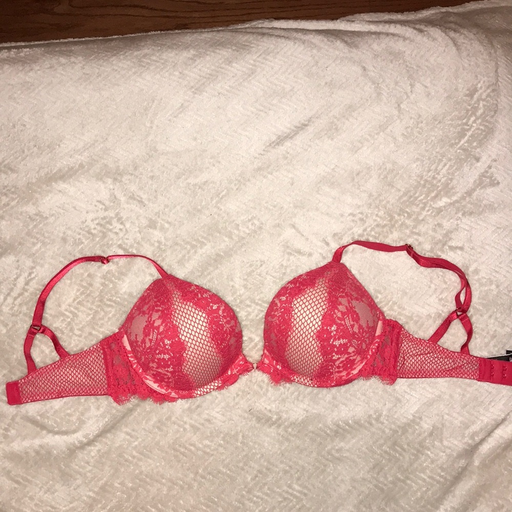 Red lace bra
