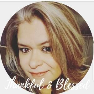 Meet your Posher, Valerie