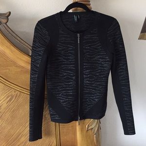 Beautiful Marciano women's blazer/cardigan jacket.