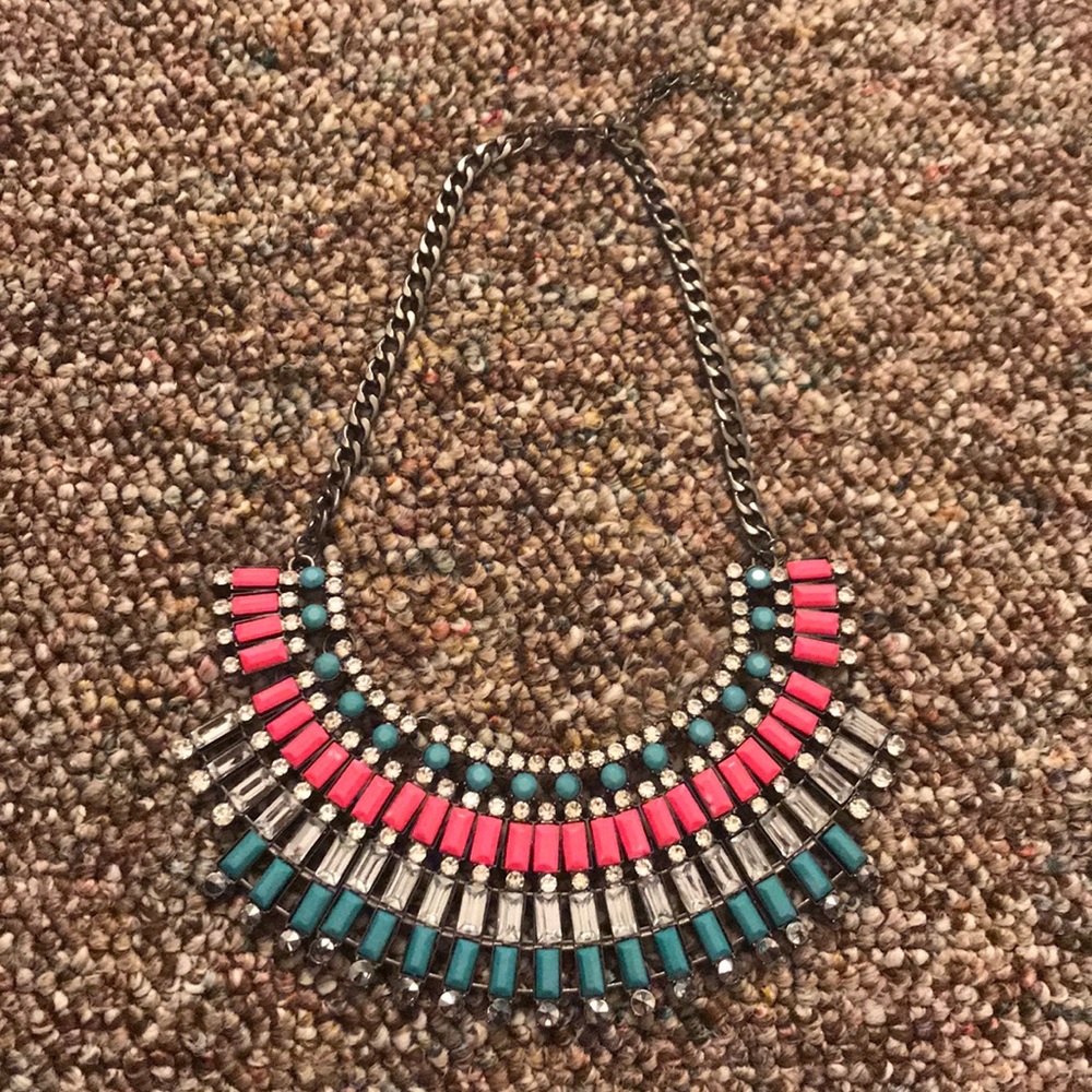 Beautiful necklace!