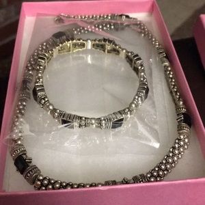 Necklace and bracelet set, NWT