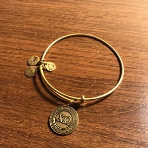 Chi Omega Alex and Ani