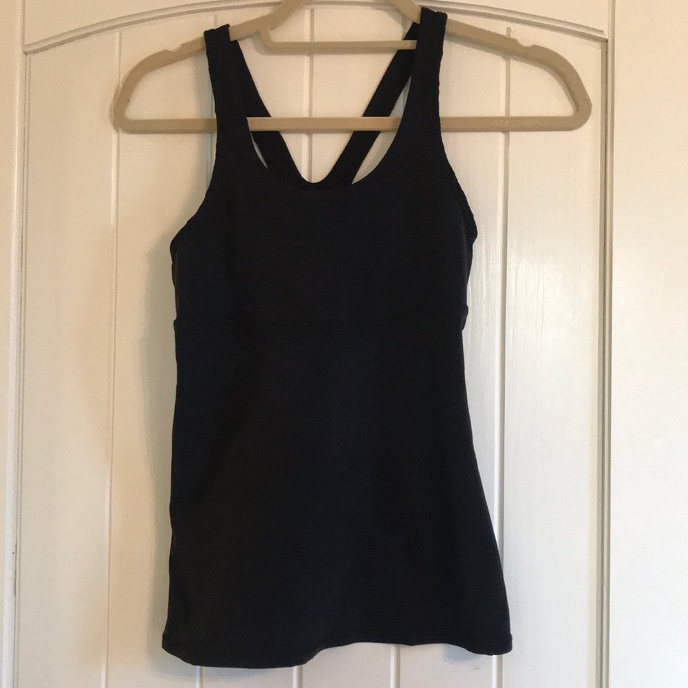 Lululemon black workout tank