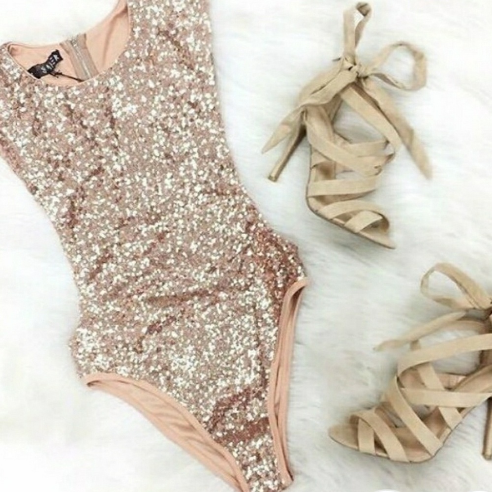 🔥🔥European nude sequin bodysuit*