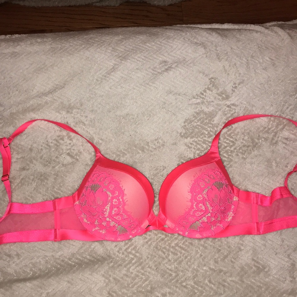 Victoria secret bra