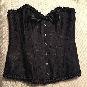 Black corset with ruffles