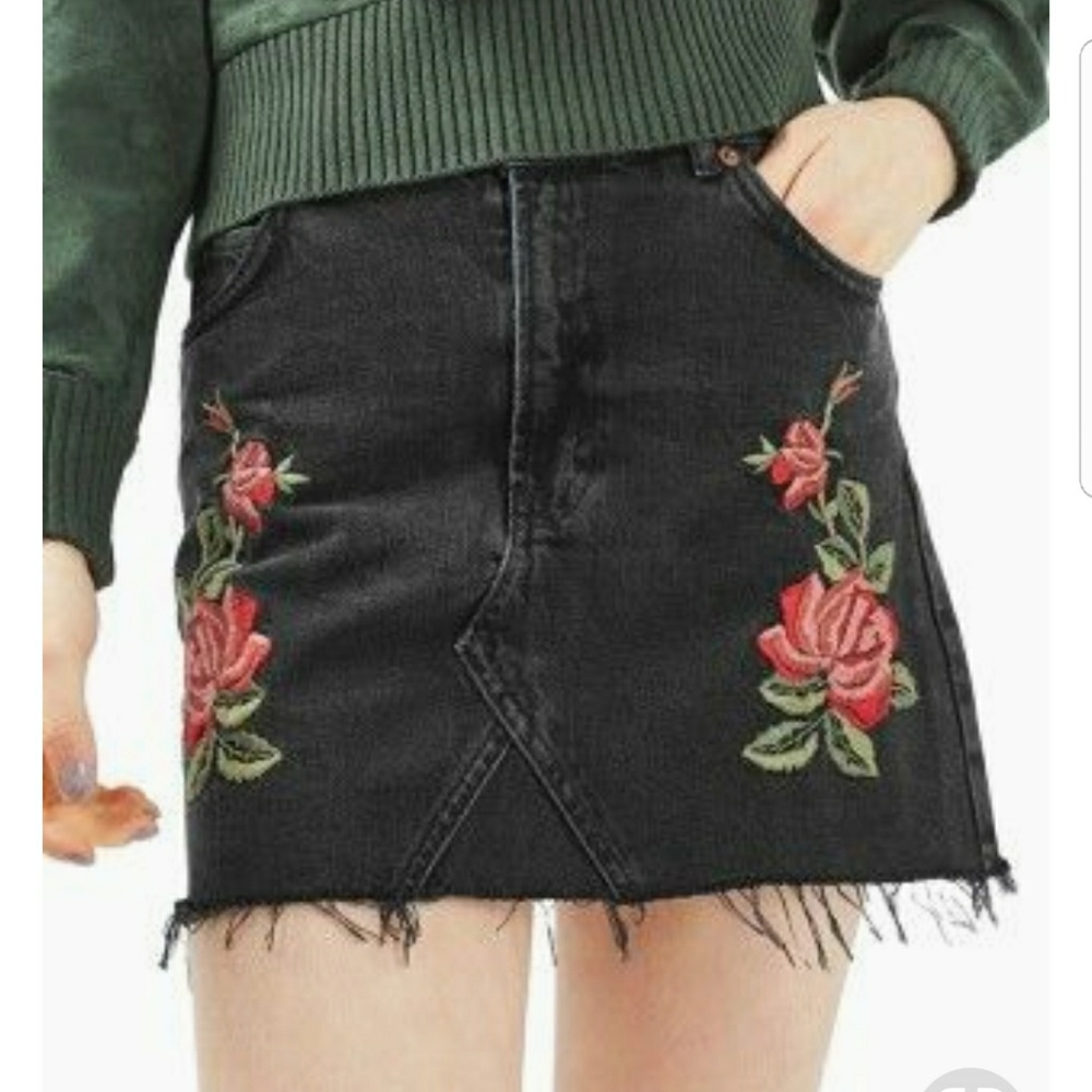 Black Jean Mini Skirt with Rose Detail