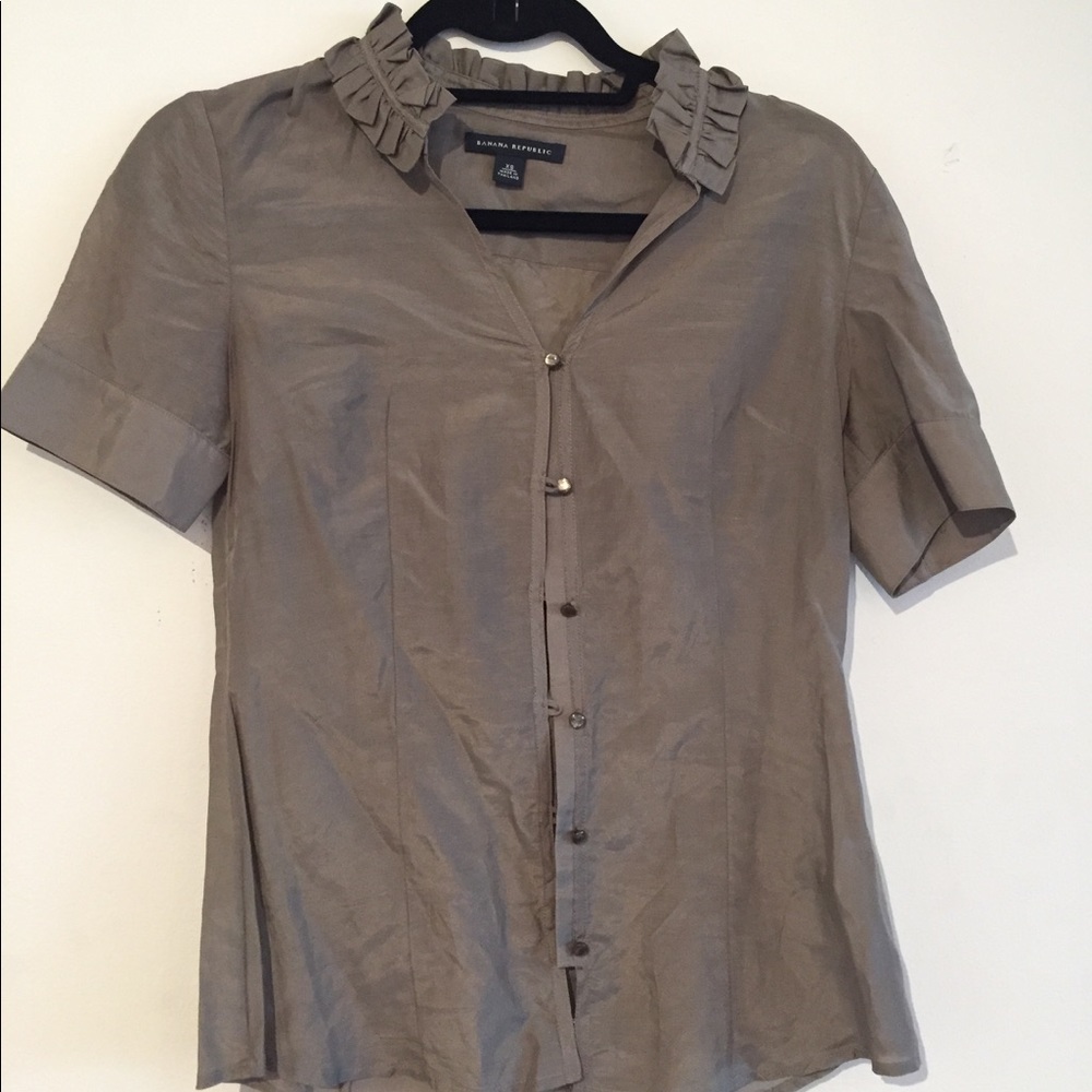 Banana Republic Short Sleeve Dress Shirt XS