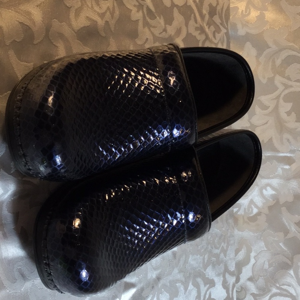 Dansko XP Clogs