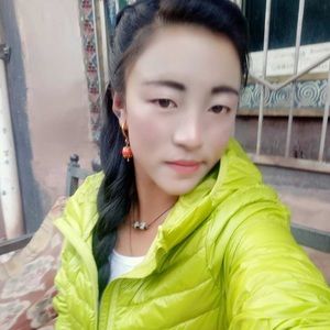 Meet your Posher, Tenzin