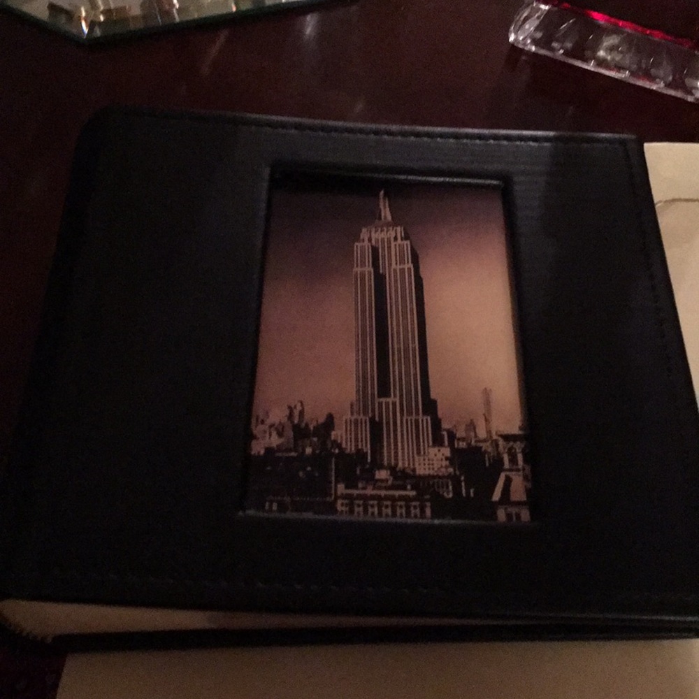 HOM photo album 4x6 holds 100 picts NWT great gift