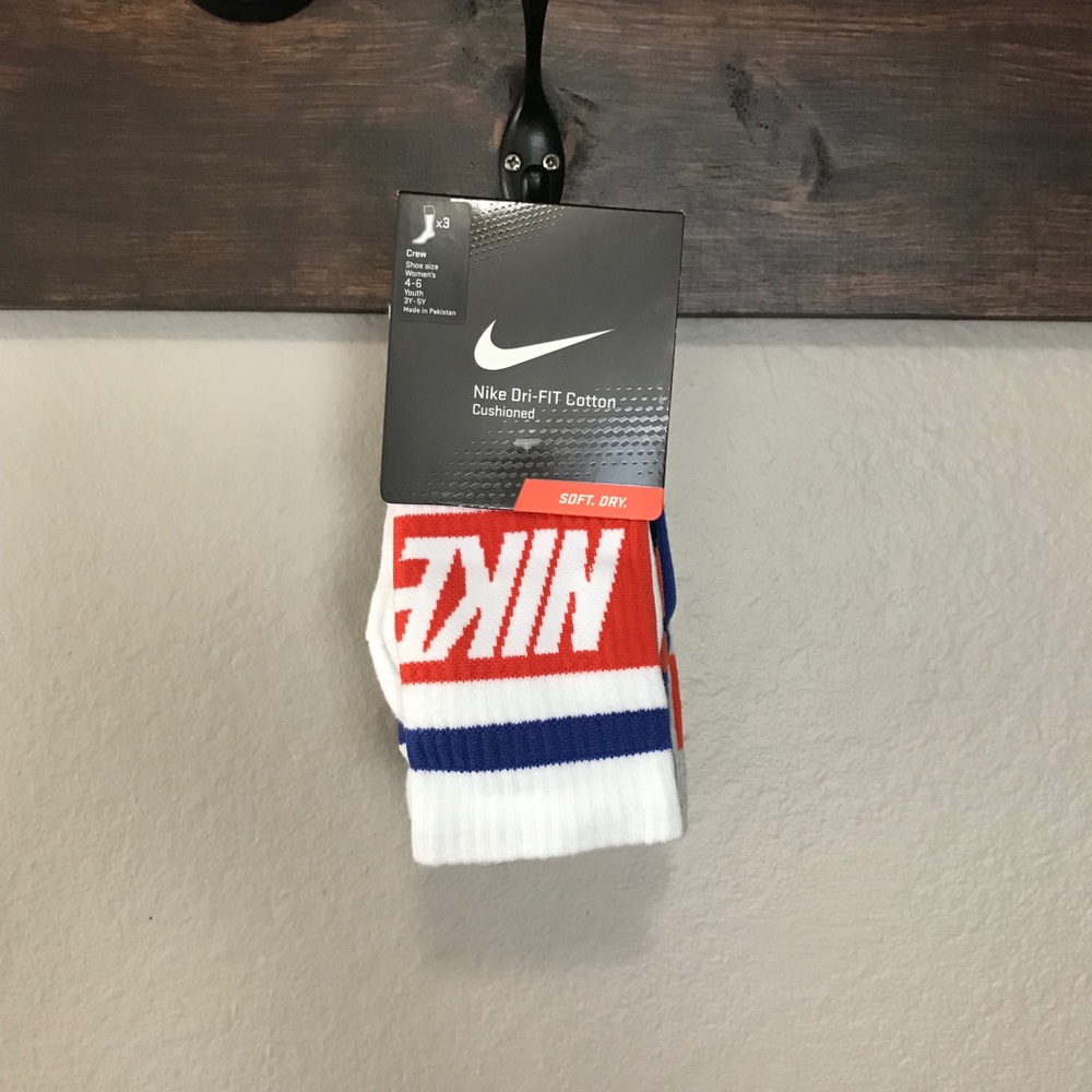 Nike 3pack crew socks NWT