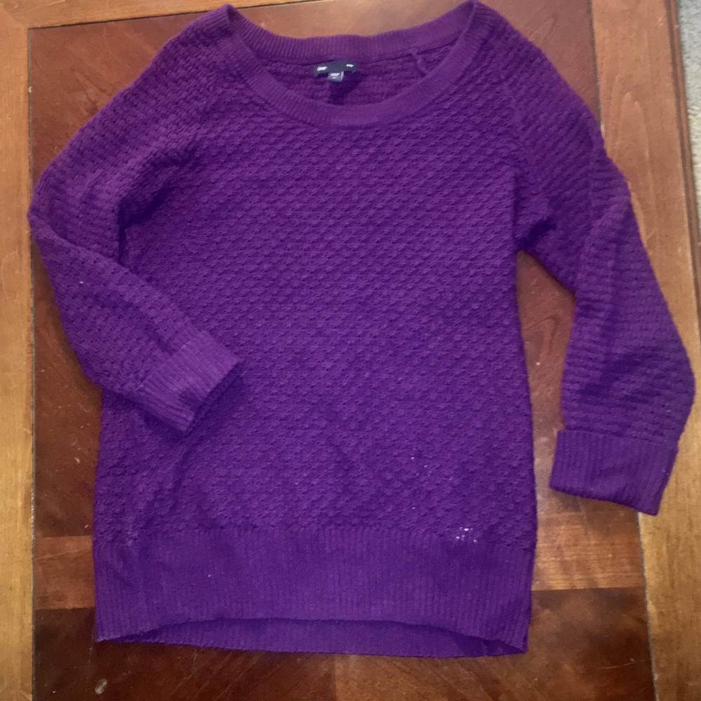 gap sweater