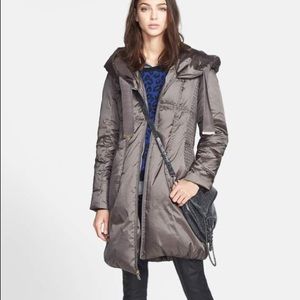 T Tahari Taryn Down Coat / NEW/ S size