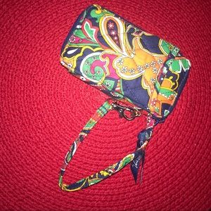 Vera Bradley Bags - Vera Bradley Wristlet Wallet Vera Bradley Bags - Vera Bradley Wristlet Wallet