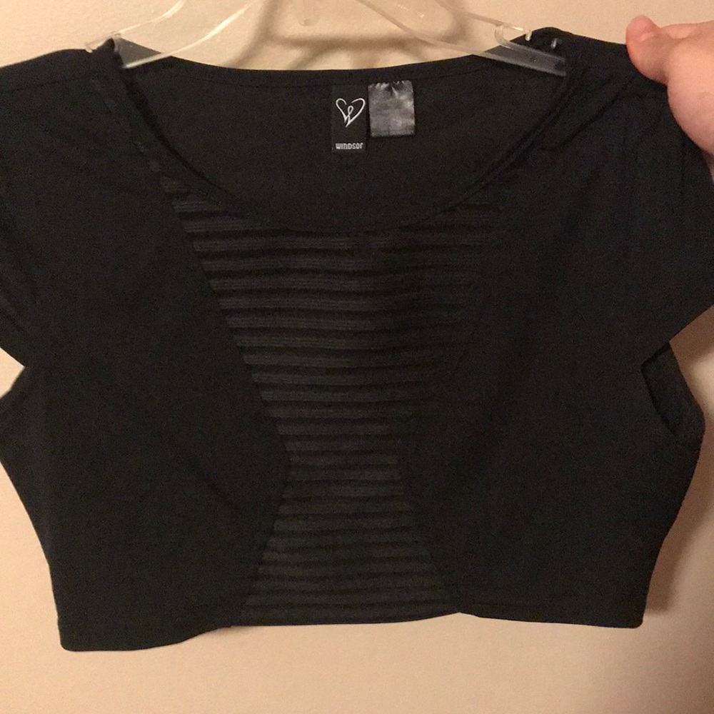 Black crop top