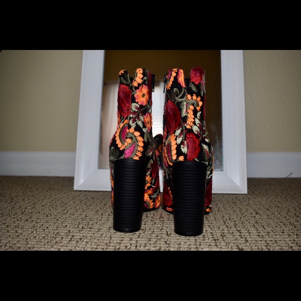 Embroidered Ankle Booties - Picture 5 of 5