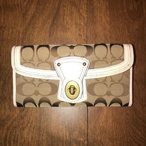 Coach wallet