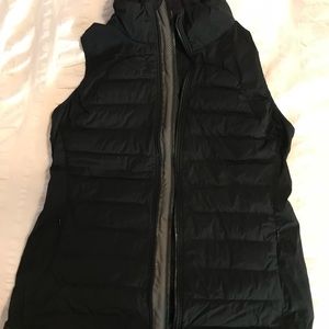 LULULEMON fluffed up vest