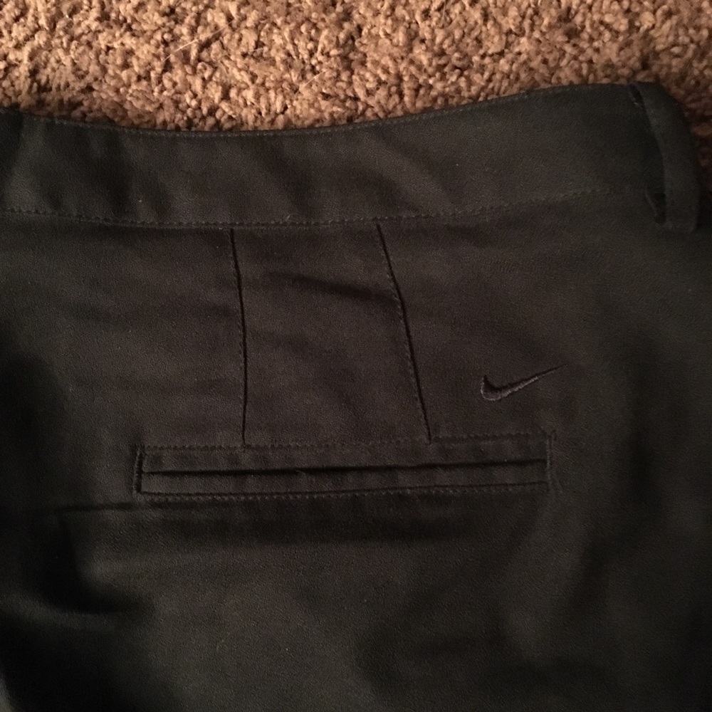 Nike Golf Shorts - Picture 3 of 3