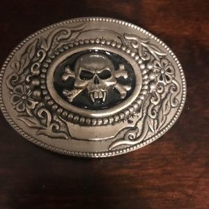 Skull belt buckle for the urban cowboy☠️🦄