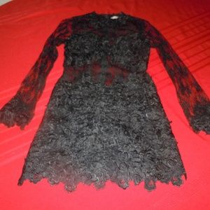 ISSUE N.Y Lace Dress!! Small