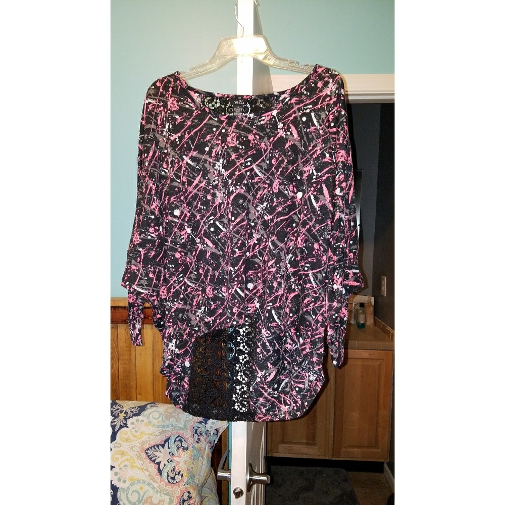 Rue 21 splatter Paint design